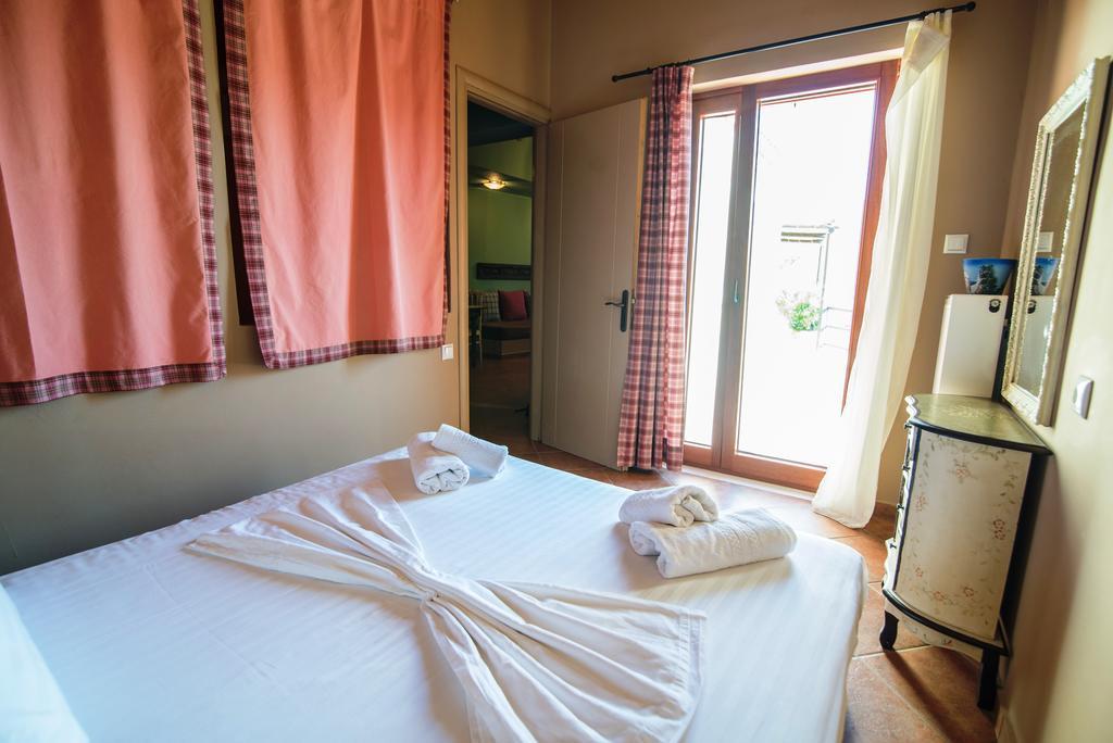 Levantes Houses Vathy  Room photo